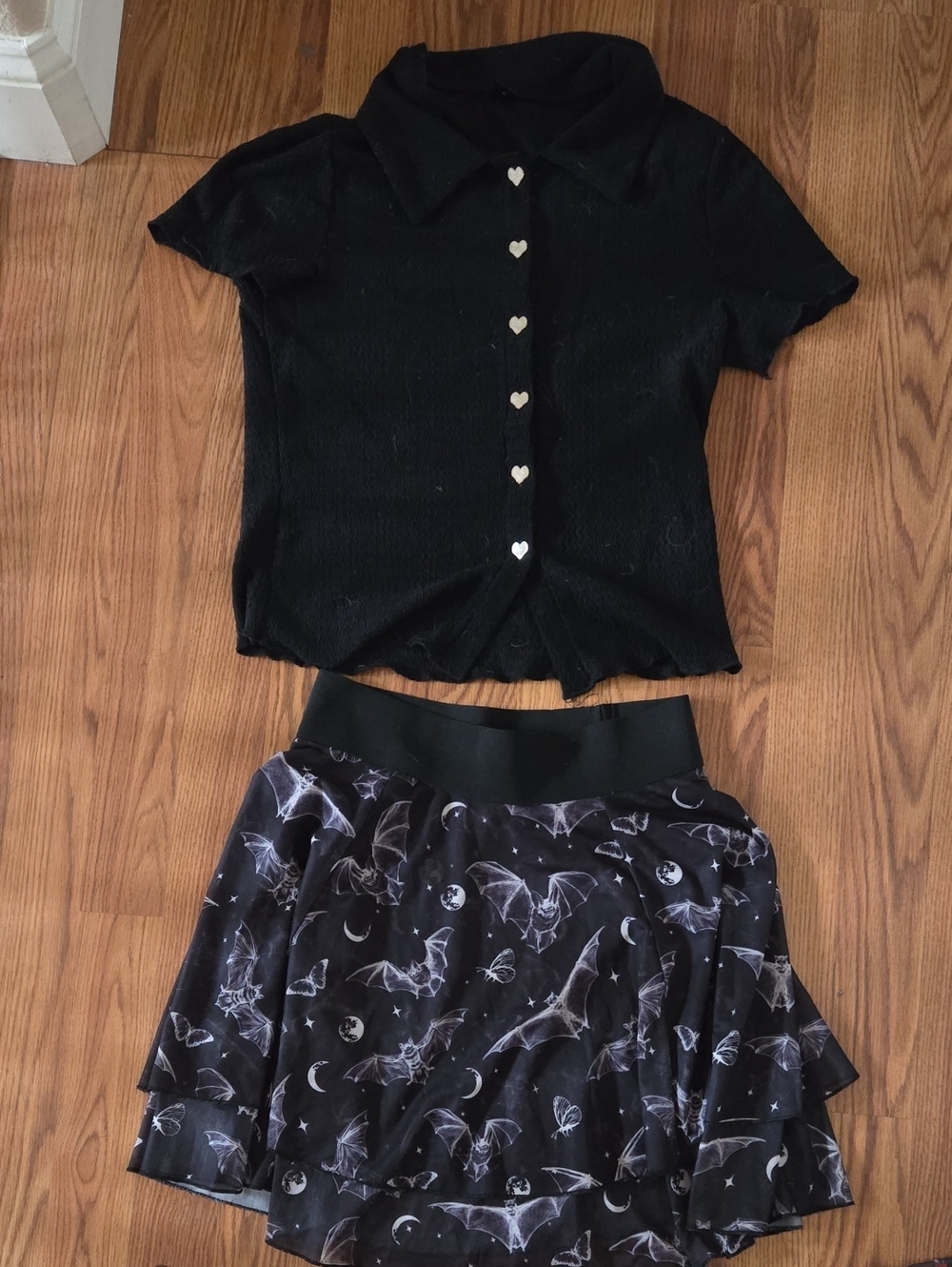 Black Short Sleeve Collared Top With Gold Heart Buttons